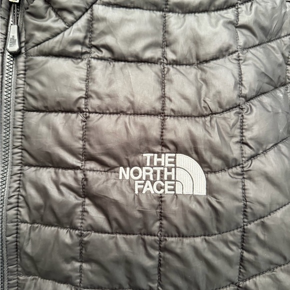 The North Face Men's Black Jacket - Picture 2 of 6
